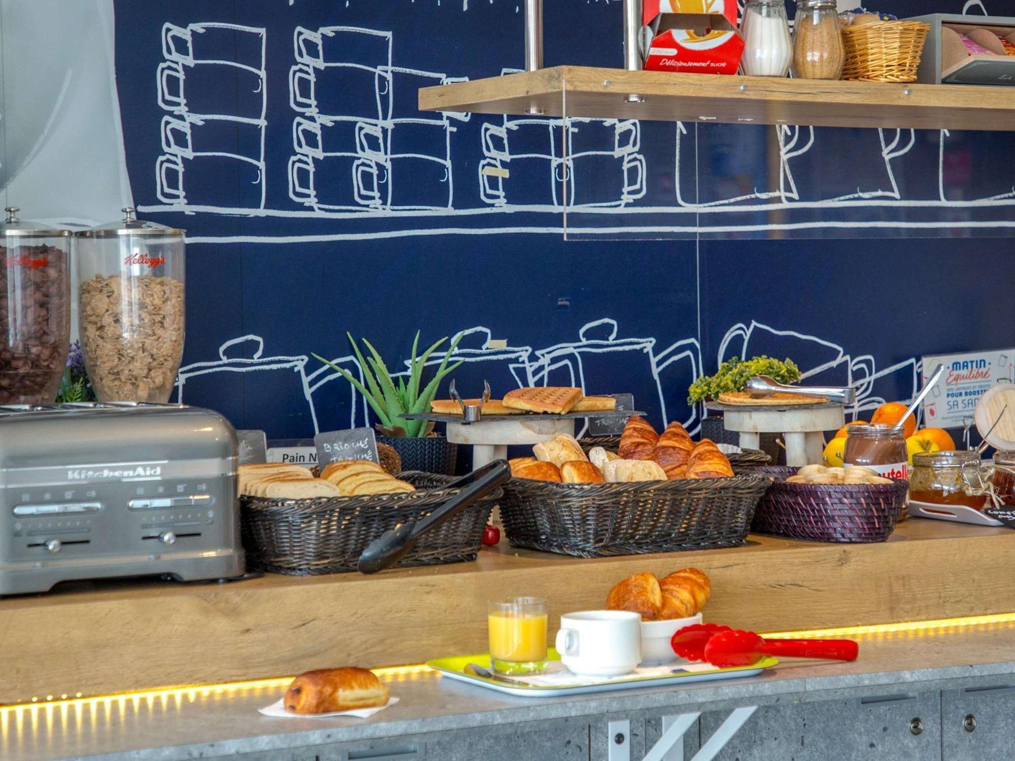 Hotel Ibis Budget St Raphael Centre Et 2*