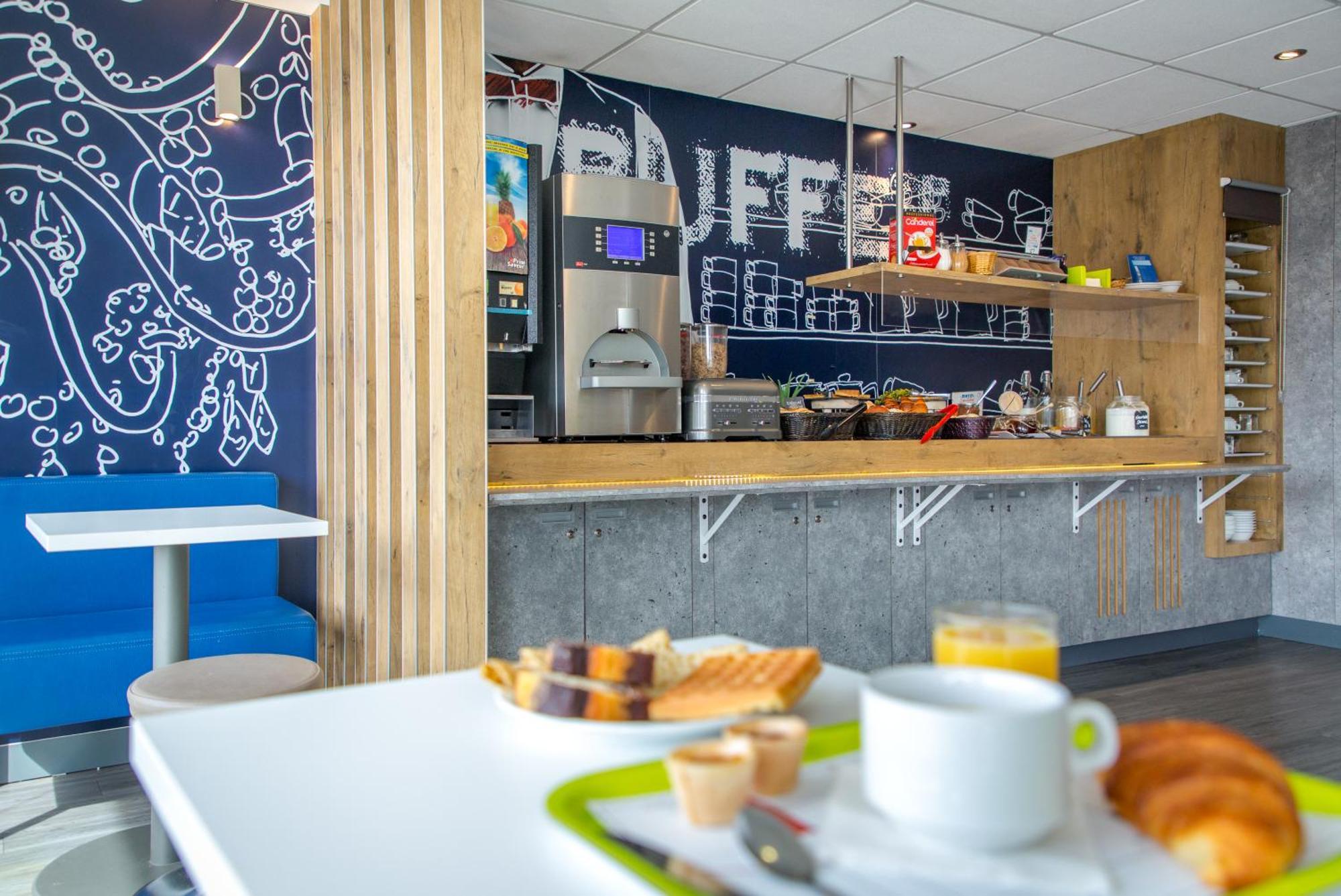 Ibis Budget St Raphael Centre Et Hotel 2*