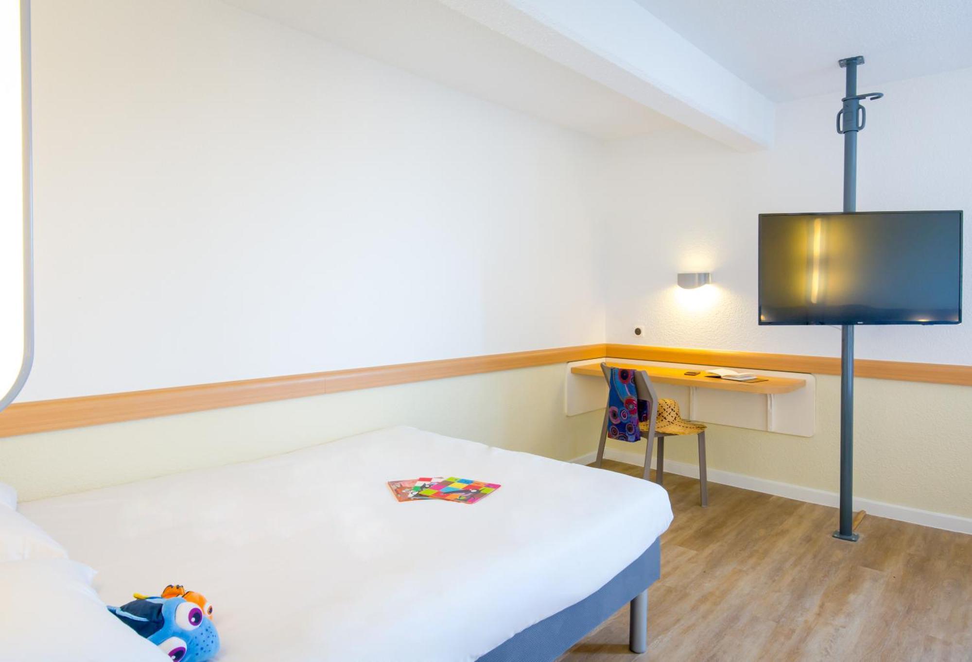 Hotel Ibis Budget St Raphael Centre Et 2*