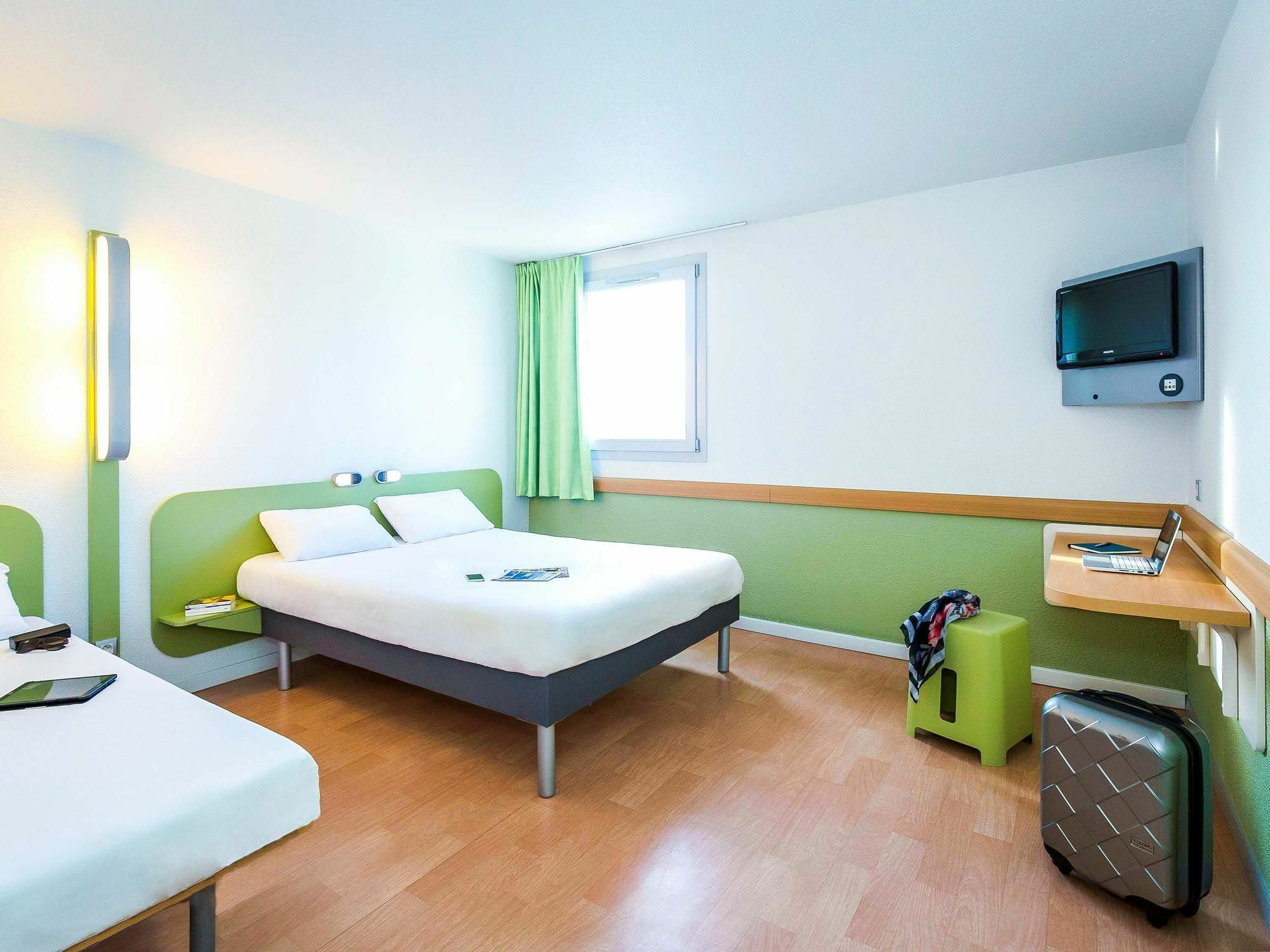 Hotel Ibis Budget St Raphael Centre Et 2*